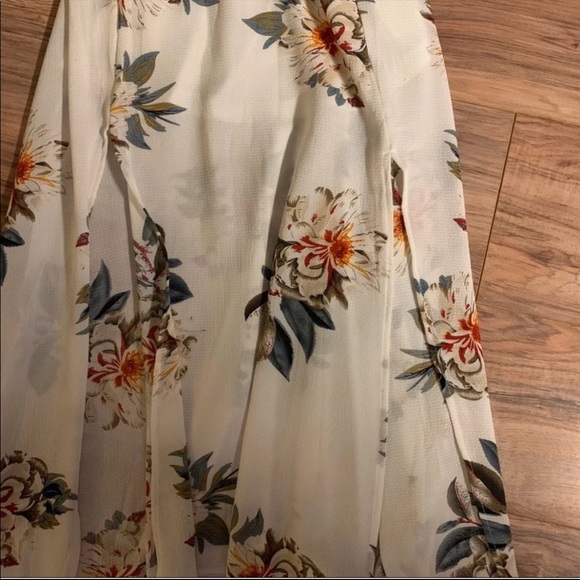 Pink Lily open back floral maxi - Picture 7 of 9